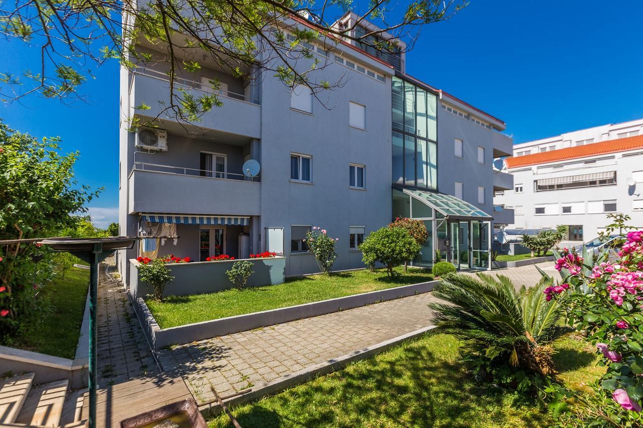 Adriano 2Br Apartment With Terrace ザダル エクステリア 写真