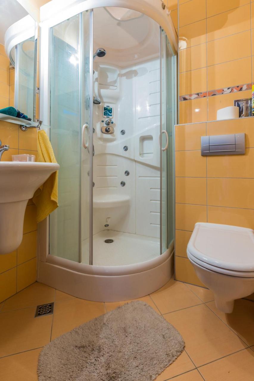Adriano 2Br Apartment With Terrace ザダル エクステリア 写真